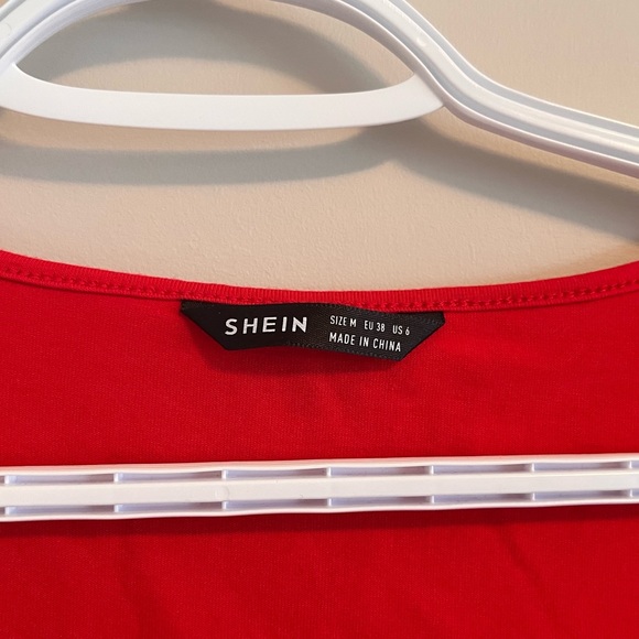 SHEIN Red Puff Sleeve Crop Top - Picture 6 of 6